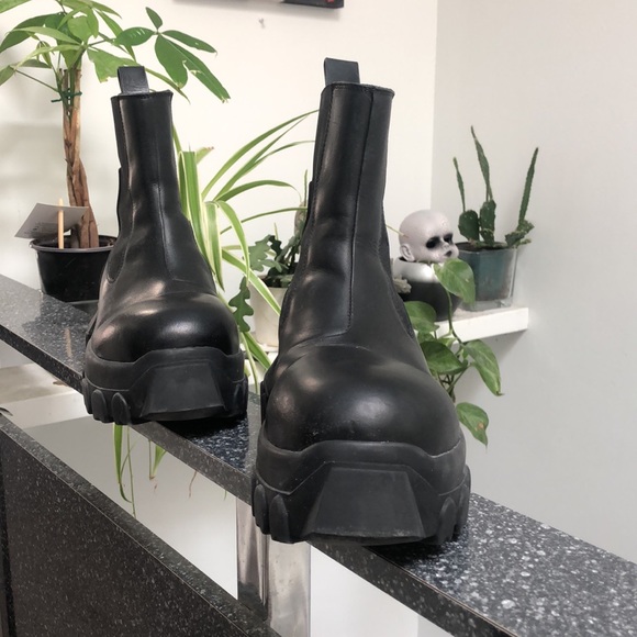 Rick Owens tractor boots - Picture 3 of 7
